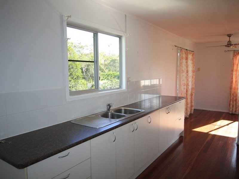 5 Sun Valley Rd, Sun Valley QLD 4680