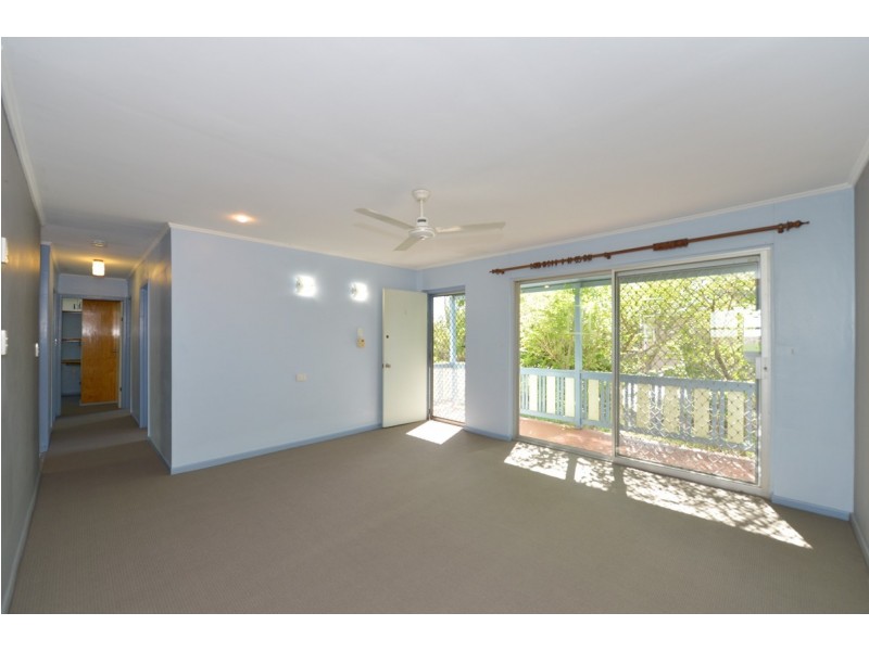 29 Leonard Street, South Gladstone QLD 4680
