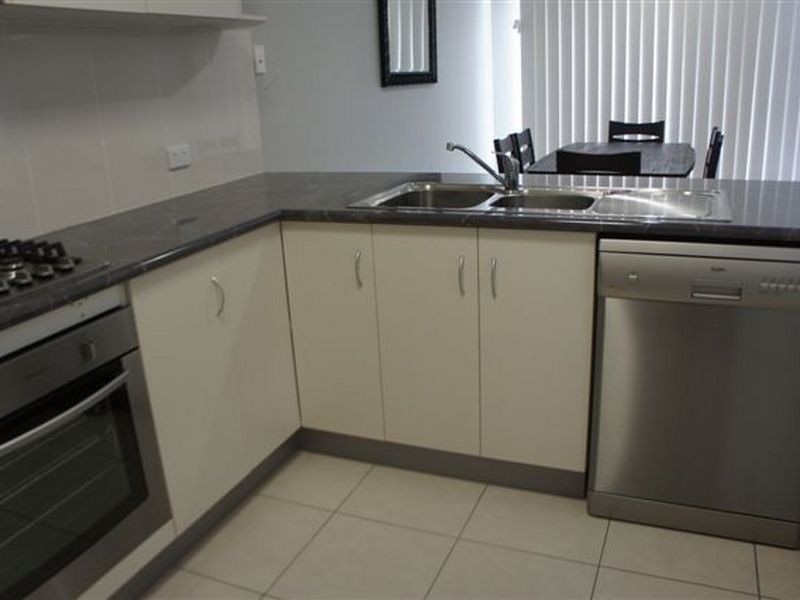 Unit 7/214-216 Oaka Street, South Gladstone QLD 4680