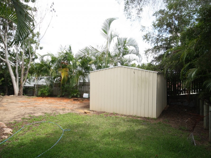 5 Kenneth Court, New Auckland QLD 4680