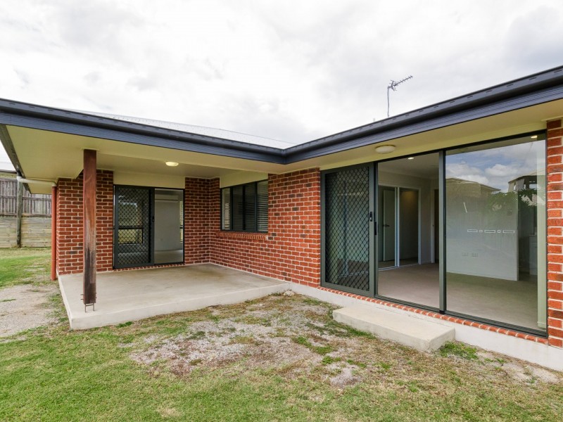 15 Briffney Street, Kirkwood QLD 4680