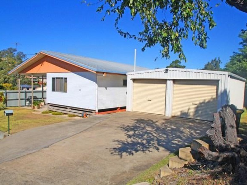 13 Far Street, West Gladstone QLD 4680