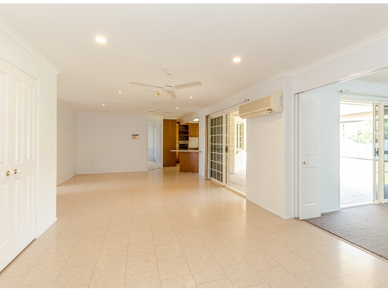 13 Coolibah Street, Kin Kora QLD 4680