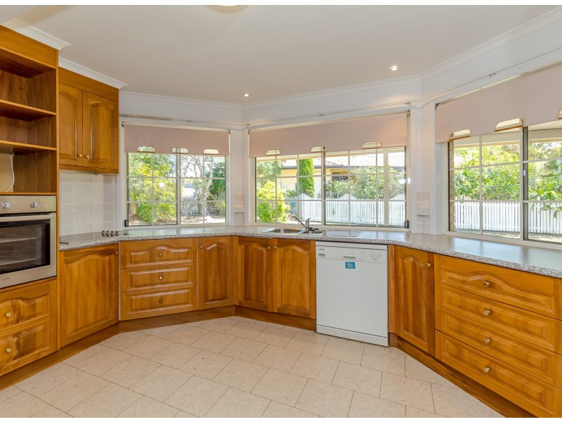 13 Coolibah Street, Kin Kora QLD 4680