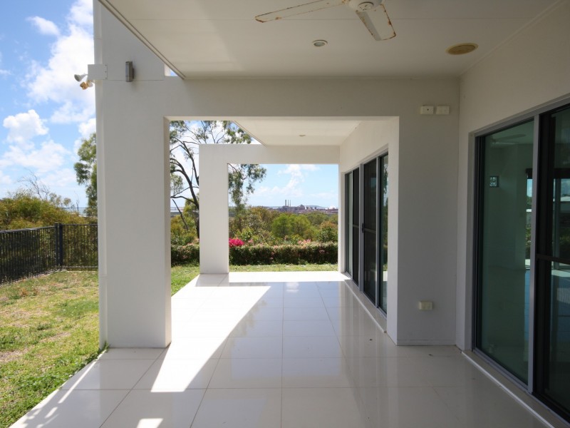 36 Dolphin Terrace, South Gladstone QLD 4680