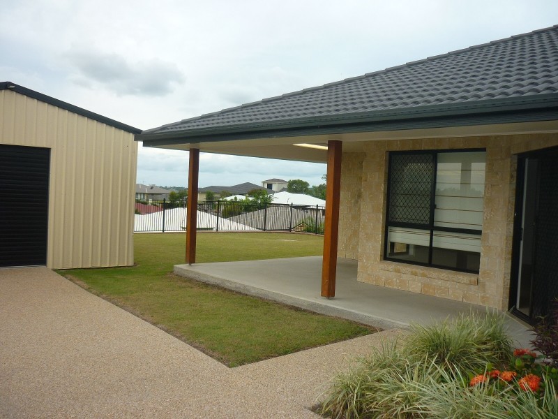 13 Leslie Street, Clinton QLD 4680