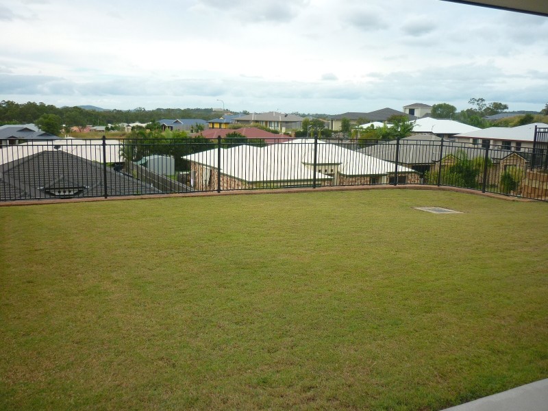 13 Leslie Street, Clinton QLD 4680