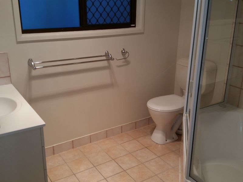 1/50 Oxley Drive, South Gladstone QLD 4680