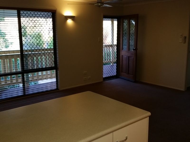 1/50 Oxley Drive, South Gladstone QLD 4680