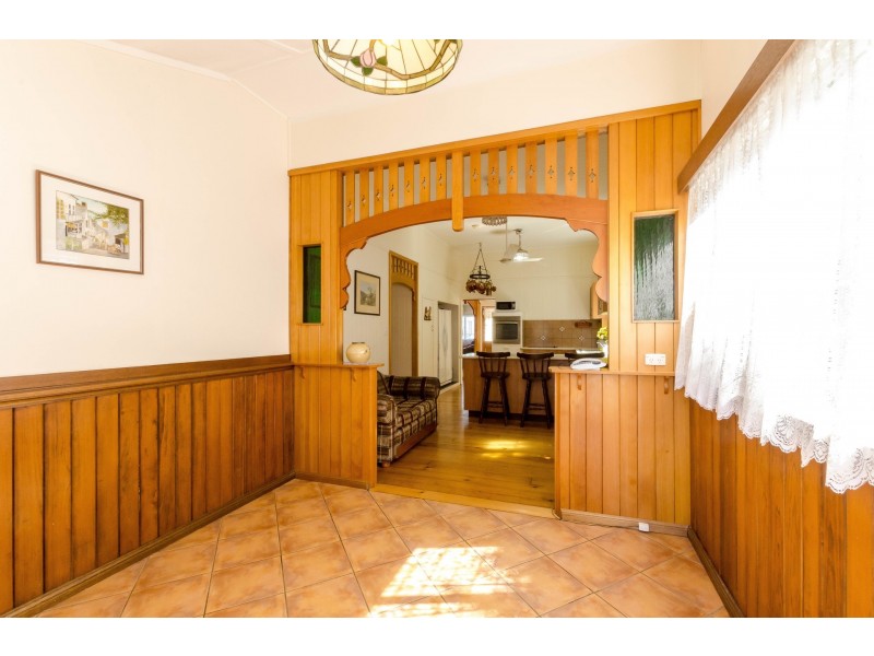 8 Lord Street, Gladstone QLD 4680