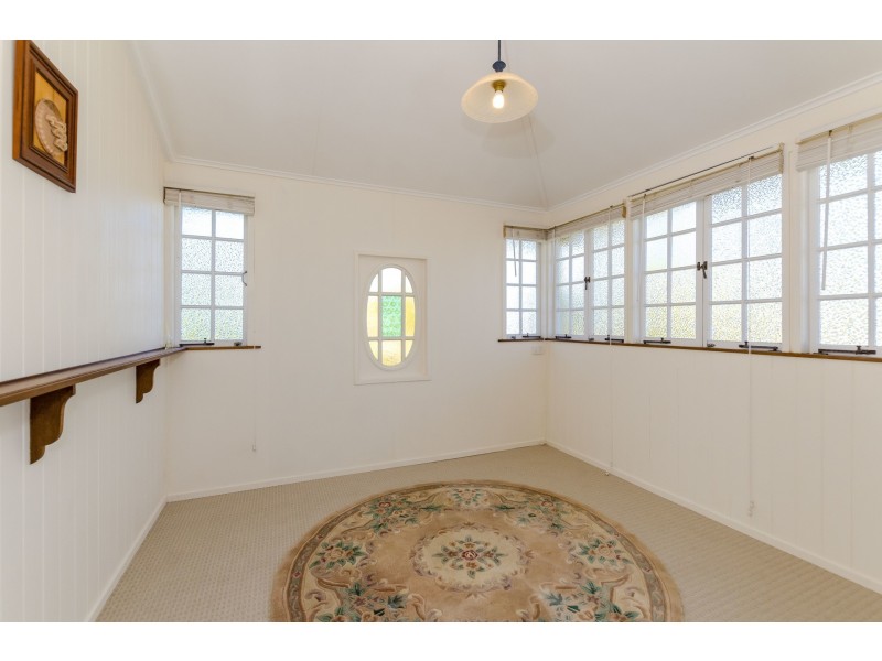 8 Lord Street, Gladstone QLD 4680