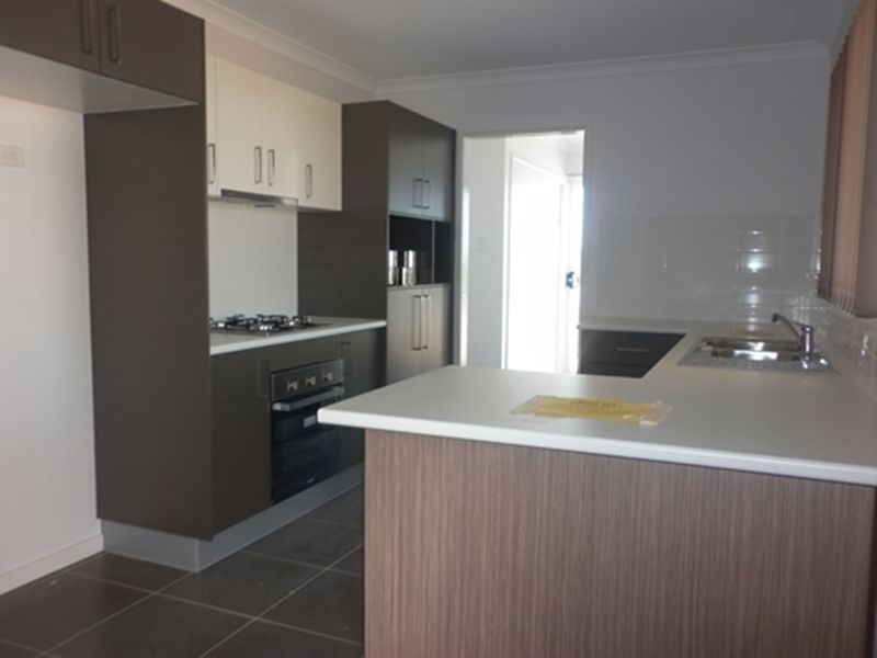 19 Sturt Court, Glen Eden QLD 4680