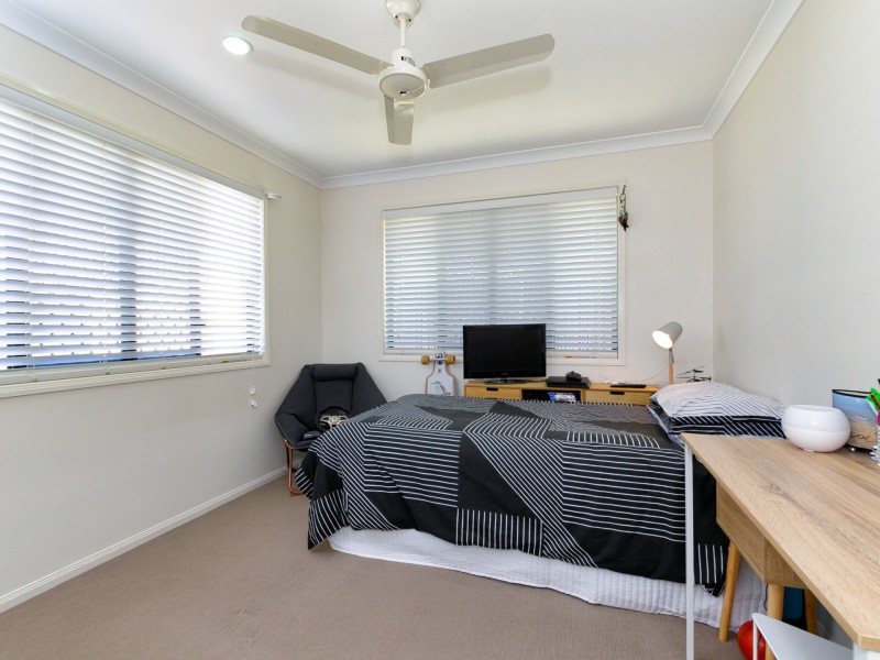 13 Spence Court, Kirkwood QLD 4680