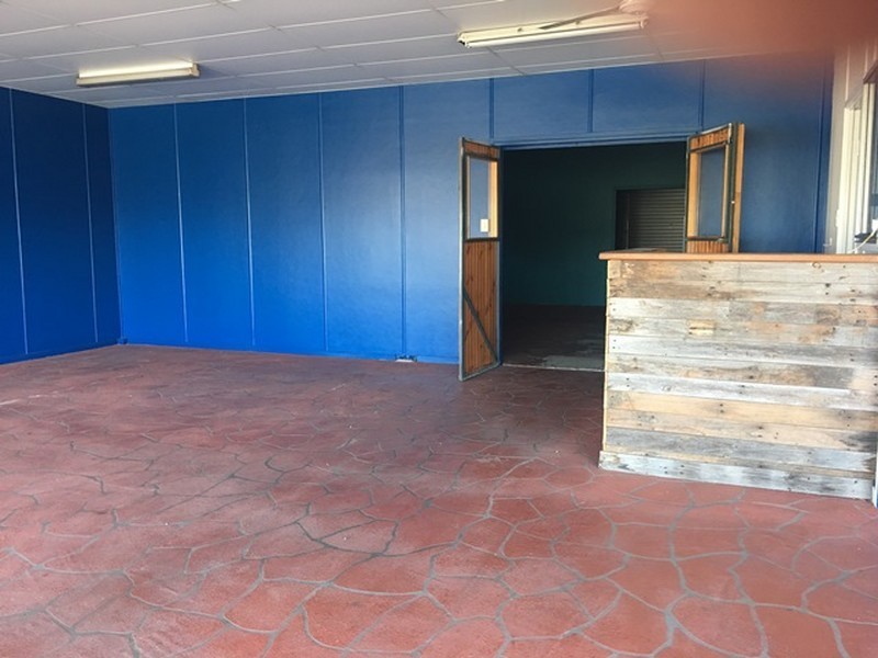 36 Hanson Road, Gladstone QLD 4680