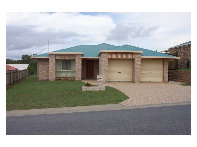9 Sandringham Court, Telina QLD 4680