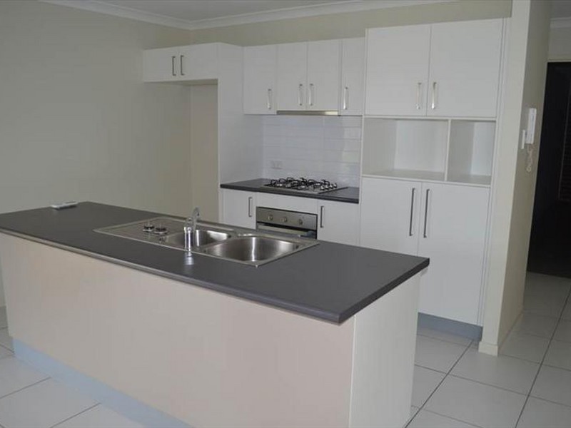 3 Dampier Court, Glen Eden QLD 4680