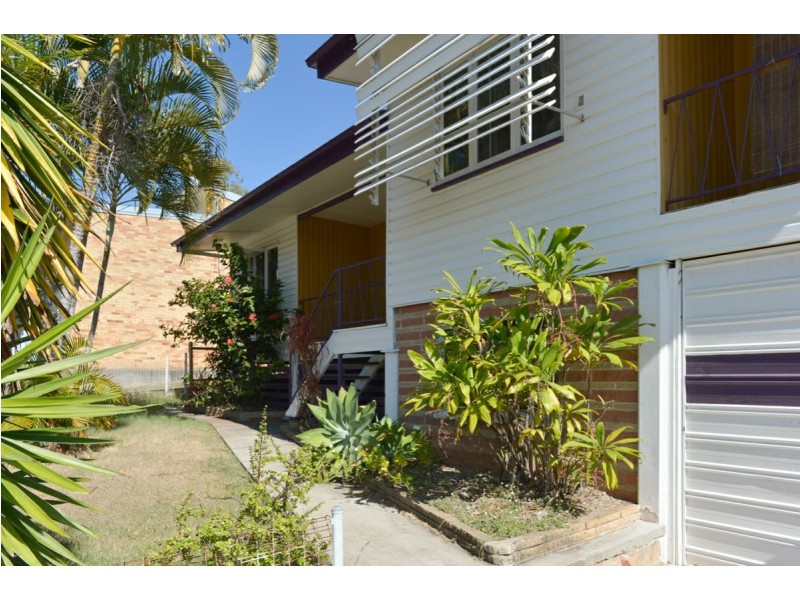 19 Charles Street, West Gladstone QLD 4680