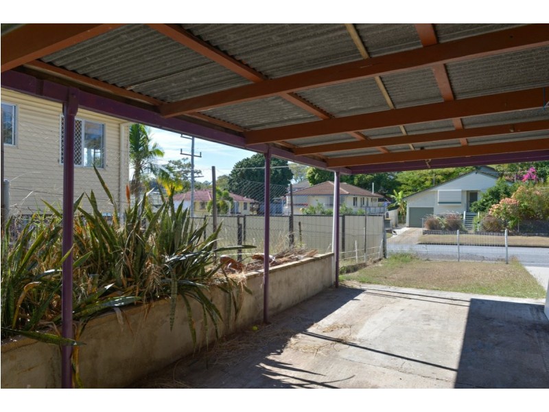 19 Charles Street, West Gladstone QLD 4680