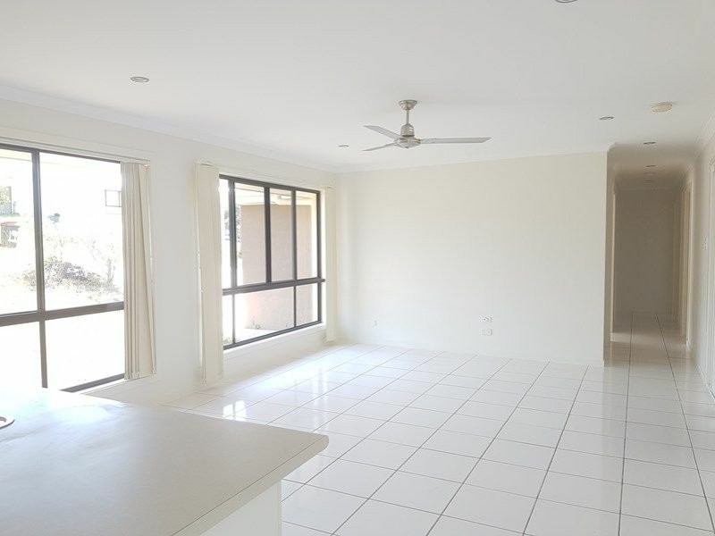 24 Stoneybrook Drive, Glen Eden QLD 4680