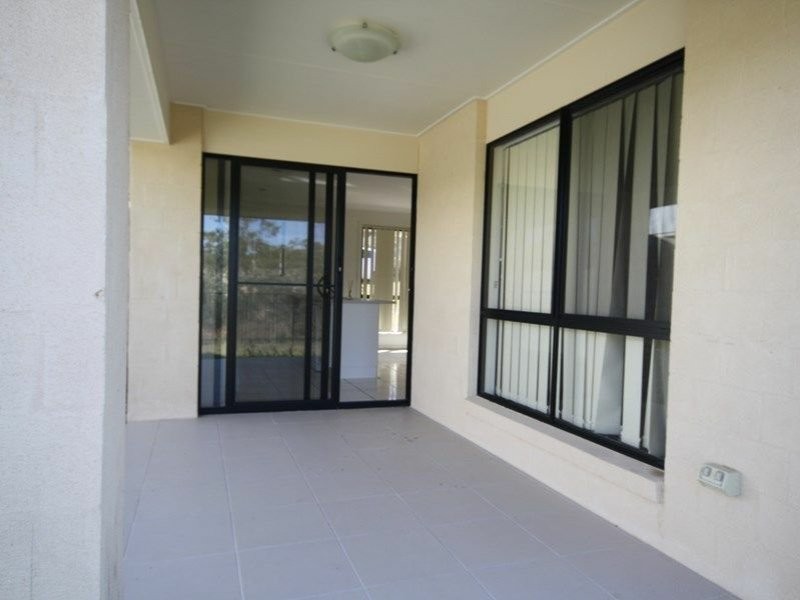 24 Stoneybrook Drive, Glen Eden QLD 4680