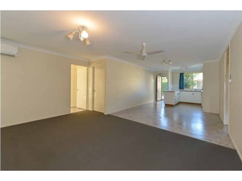 Unit 2/21 Shaw Street, New Auckland QLD 4680