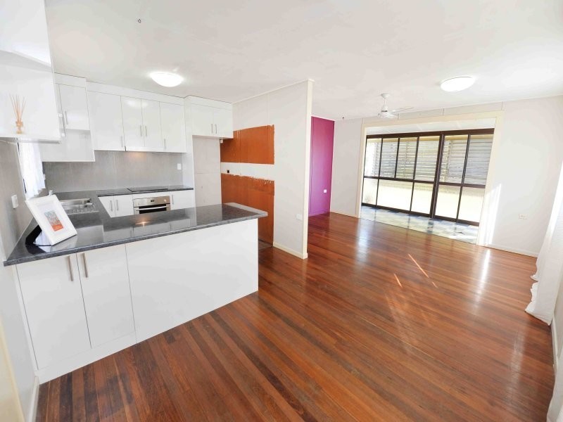 6 Fry Street, West Gladstone QLD 4680