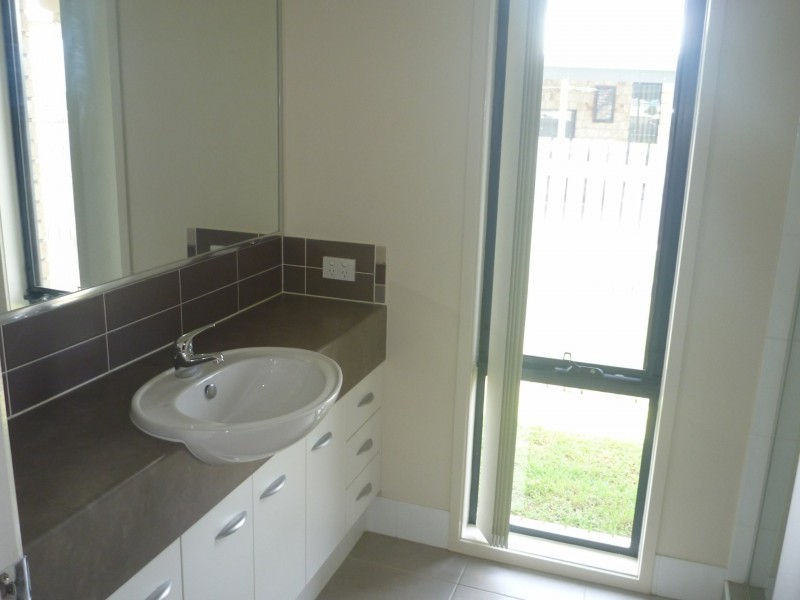 32 Beatle Parade, Calliope QLD 4680