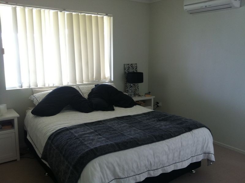 7 Rothbury Place, New Auckland QLD 4680