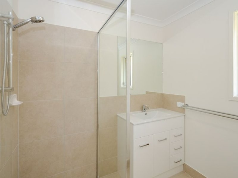 35 Peter Corones Drive, Kirkwood QLD 4680