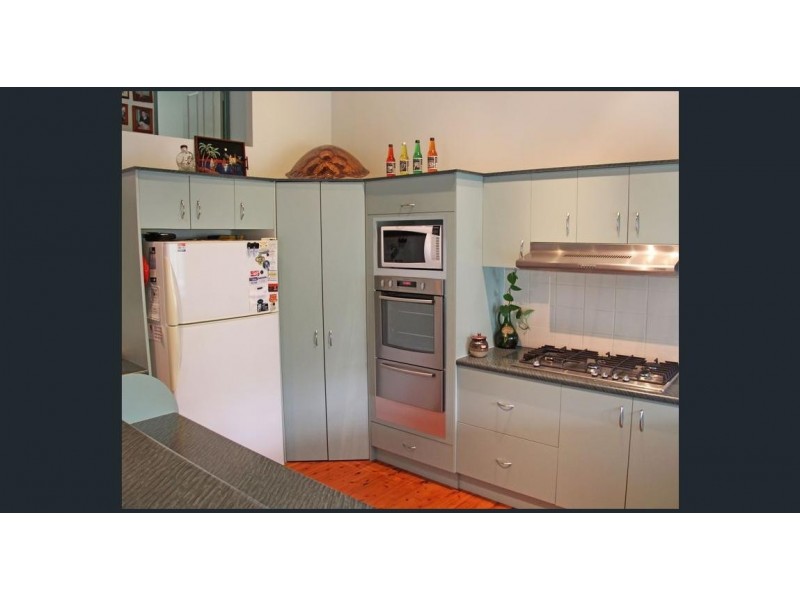 13 Helen Crescent, Wurdong Heights QLD 4680