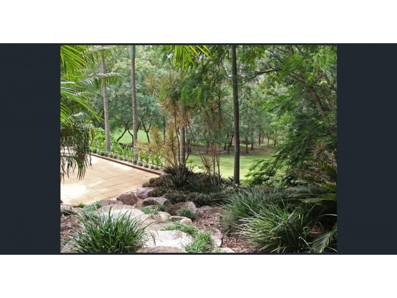 13 Helen Crescent, Wurdong Heights QLD 4680