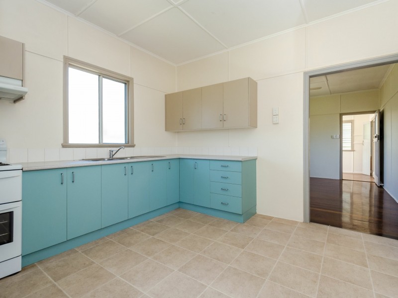 218 Oaka Street, South Gladstone QLD 4680