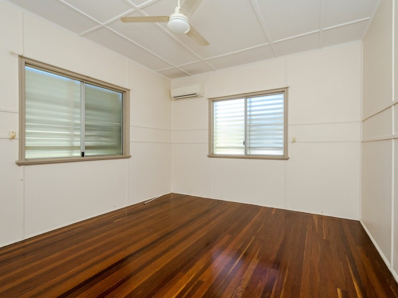 218 Oaka Street, South Gladstone QLD 4680