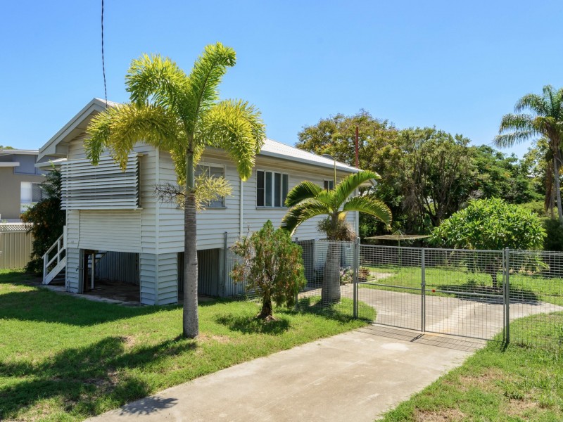 218 Oaka Street, South Gladstone QLD 4680