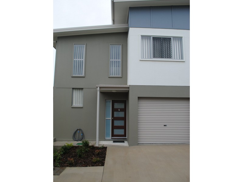 Unit 5/214 Oaka Street, South Gladstone QLD 4680