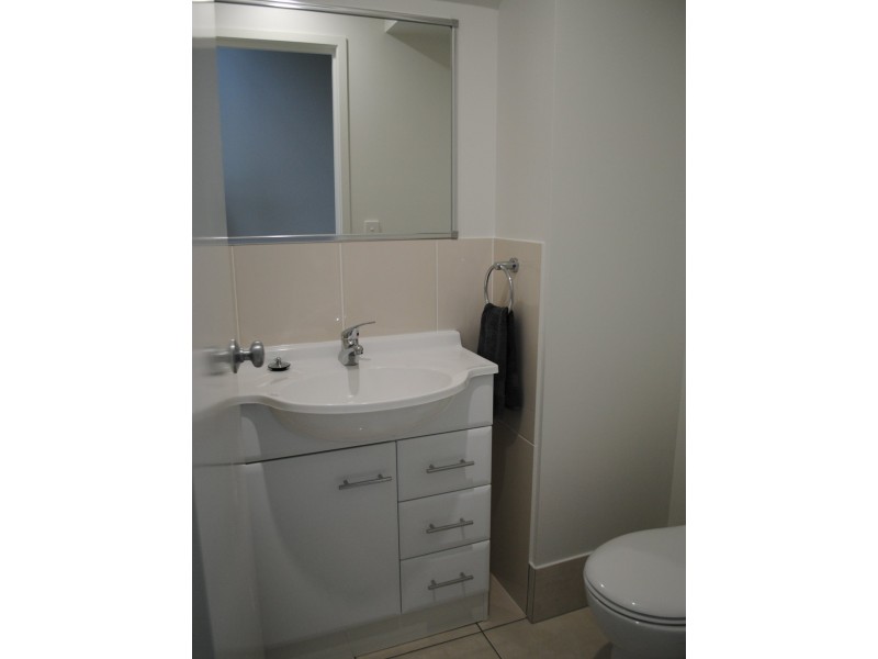 Unit 5/214 Oaka Street, South Gladstone QLD 4680