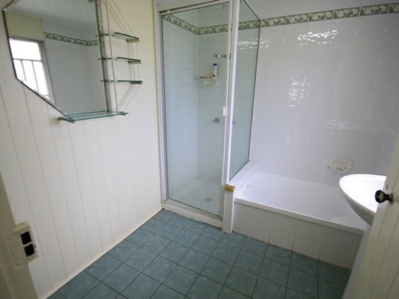 96 OAKA LANE, Gladstone QLD 4680