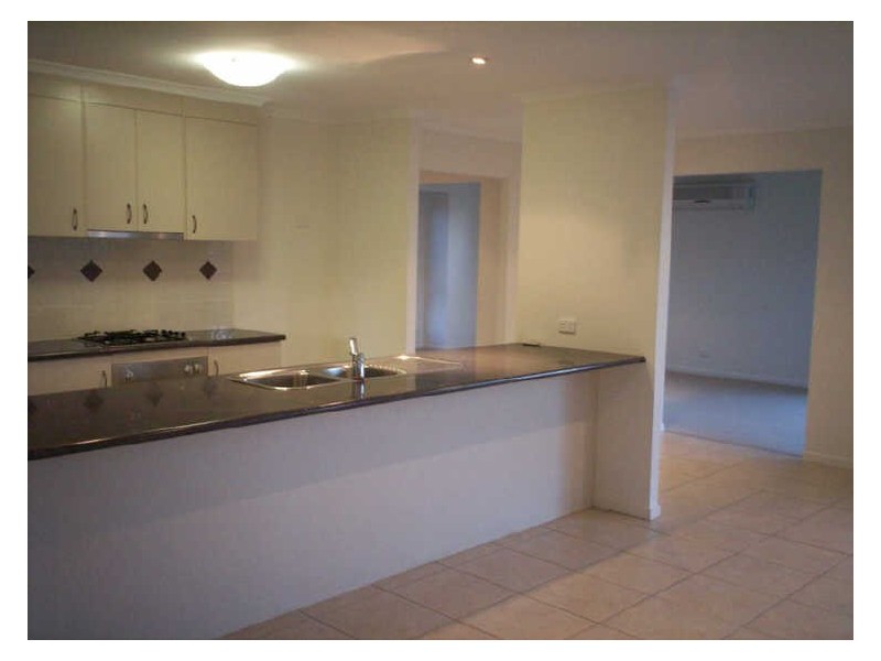 1 Reinaerhoff Crescent, Glen Eden QLD 4680