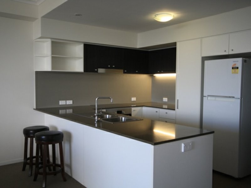 61/30 Goondoon Street, Gladstone QLD 4680