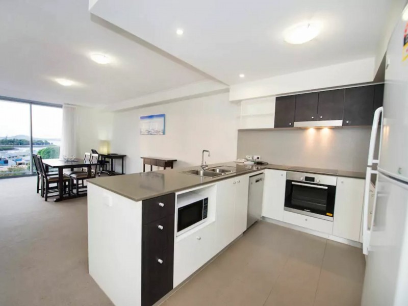 61/30 Goondoon Street, Gladstone QLD 4680