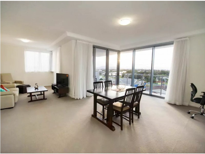 61/30 Goondoon Street, Gladstone QLD 4680