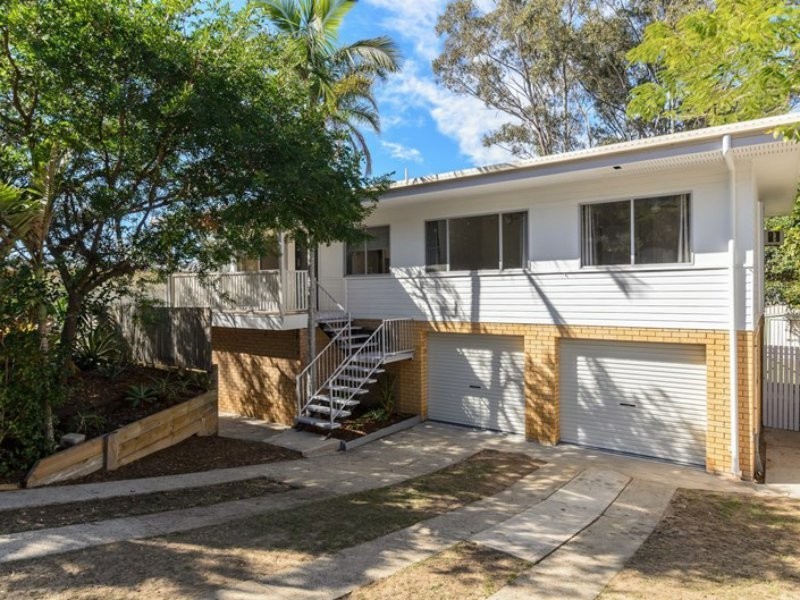 30 Allunga Drive, Glen Eden QLD 4680