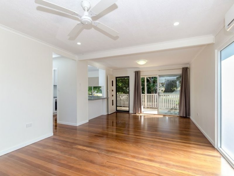 30 Allunga Drive, Glen Eden QLD 4680