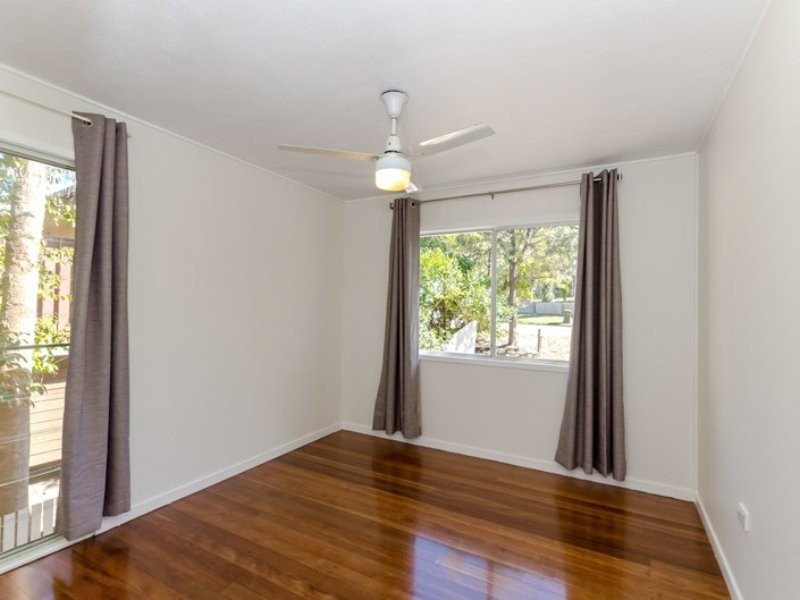30 Allunga Drive, Glen Eden QLD 4680