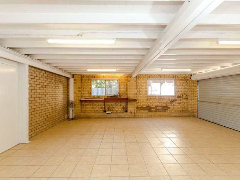 30 Allunga Drive, Glen Eden QLD 4680
