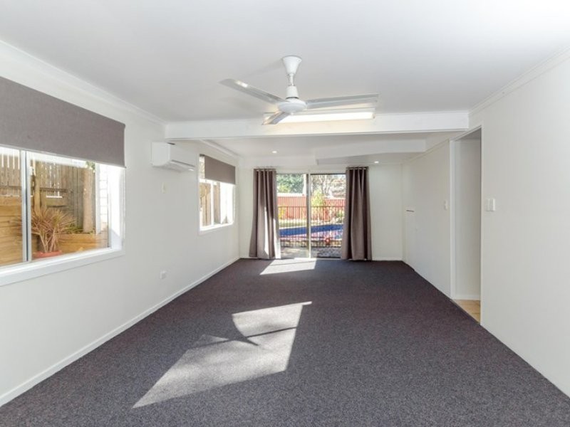 30 Allunga Drive, Glen Eden QLD 4680