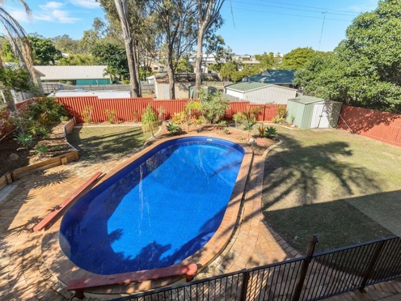 30 Allunga Drive, Glen Eden QLD 4680