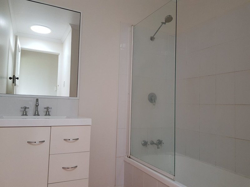 264 Auckland Street, South Gladstone QLD 4680