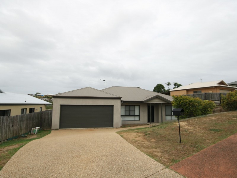 127 Emmadale Drive, New Auckland QLD 4680