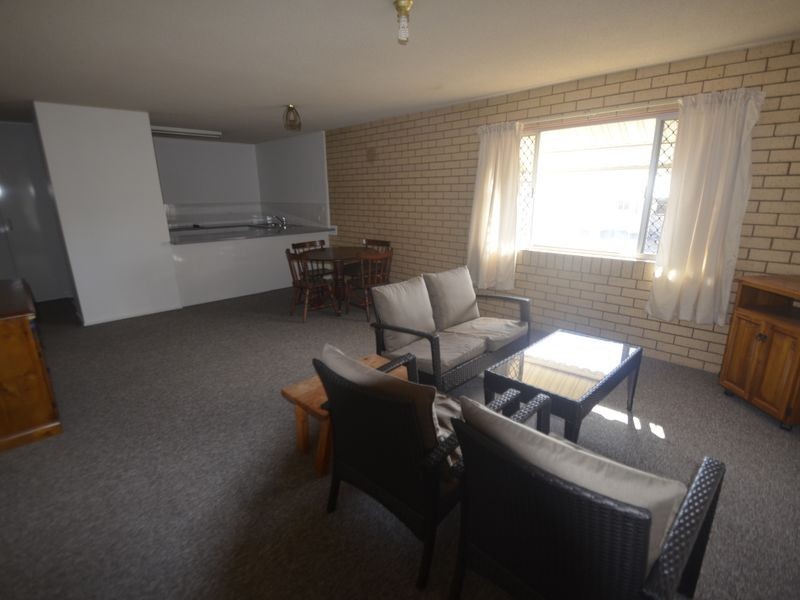 Unit 2/2 Fowler Street, West Gladstone QLD 4680
